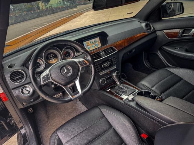 Mercedes-Benz/賓士 C250  第6張相片