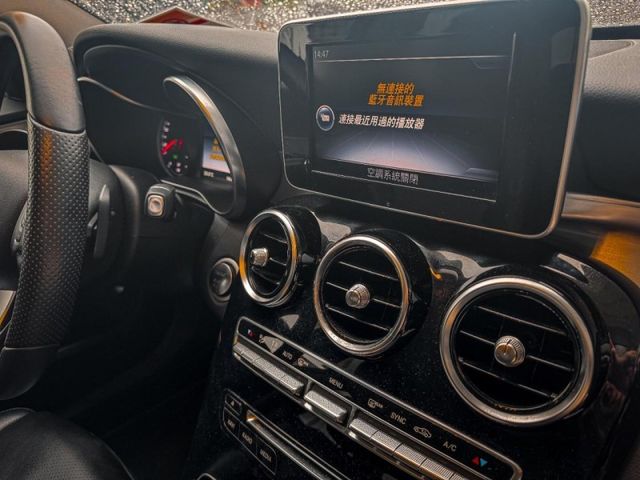 Mercedes-Benz/賓士 C200  第6張相片
