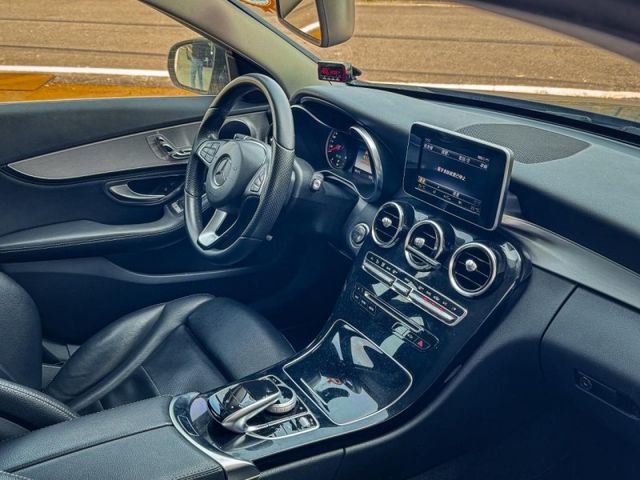 Mercedes-Benz/賓士 C200  第8張相片