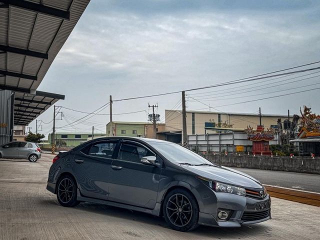 Toyota ALTIS  第2張相片