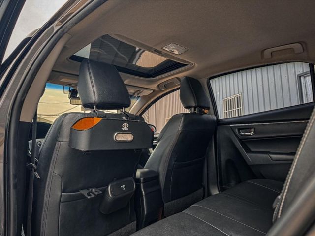 Toyota ALTIS  第8張相片