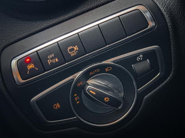 Mercedes-Benz/賓士 C250  第9張相片