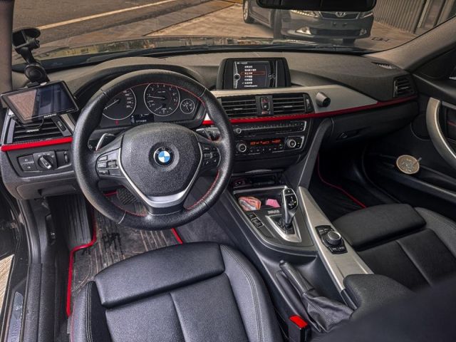 BMW/ 寶馬 320i Sport Line  第6張相片