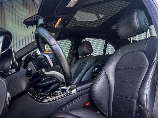 Mercedes-Benz/賓士 C300  第7張相片