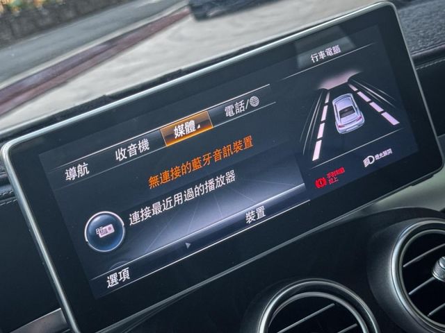 Mercedes-Benz/賓士 C300  第8張相片