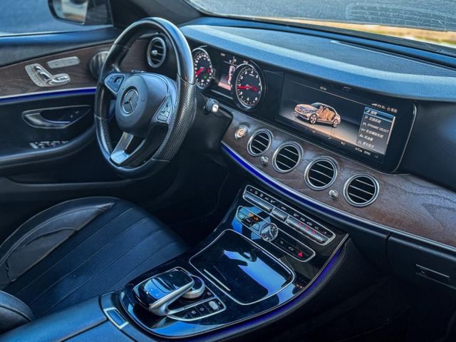 Mercedes-Benz/賓士 E-CLASS  第3張相片