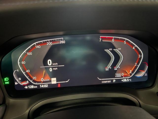 BMW/ 寶馬 330i M Sport  第6張相片
