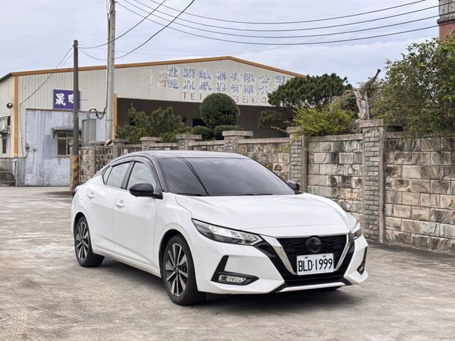 Nissan Sentra  第2張相片