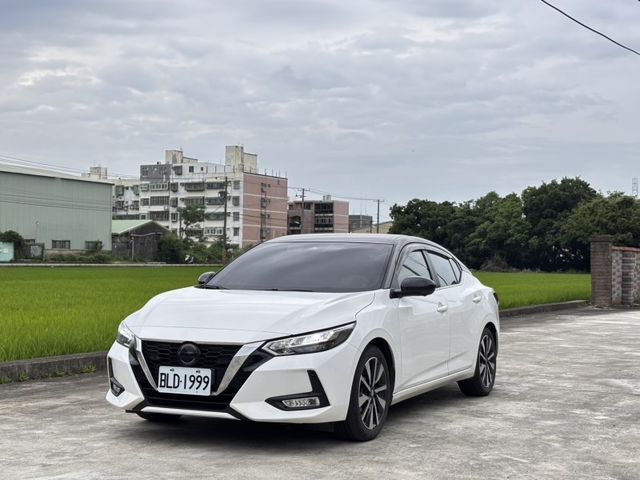 Nissan Sentra  第3張相片