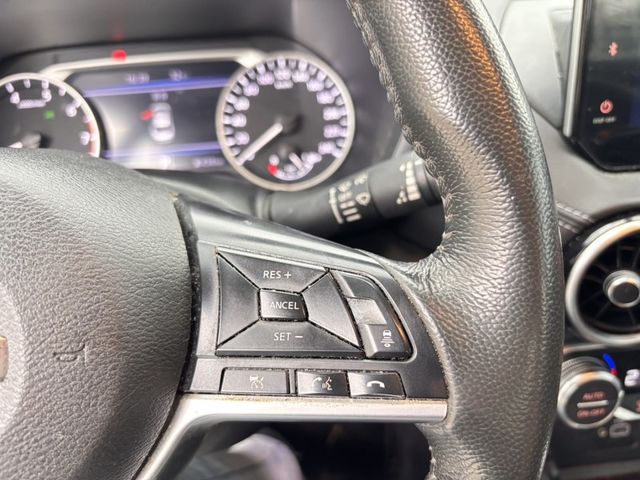 Nissan Sentra  第11張相片