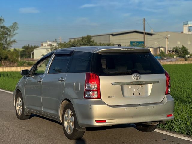 Toyota Wish  第3張相片