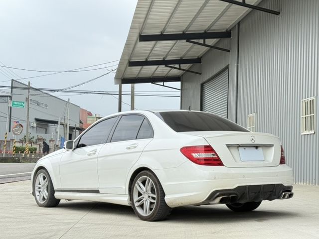 Mercedes-Benz/賓士 C250  第2張相片