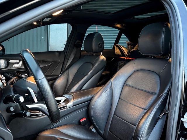 Mercedes-Benz/賓士 C300  第7張相片