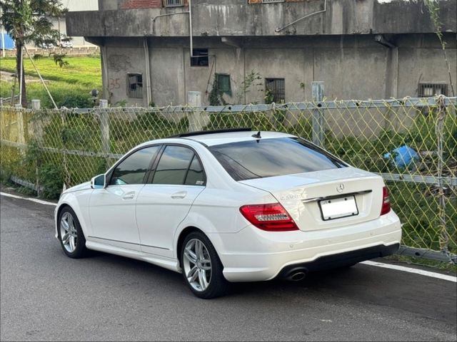 Mercedes-Benz/賓士 C250  第2張相片