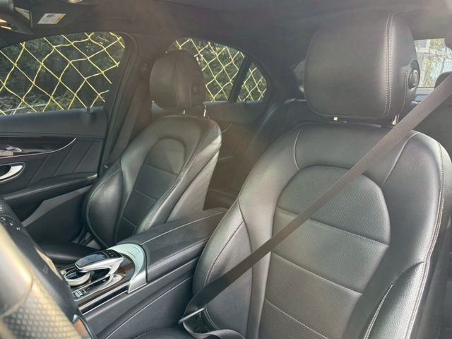 Mercedes-Benz/賓士 C300  第1張相片