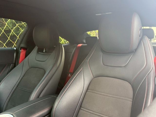 Mercedes-Benz/賓士 C43  第1張相片