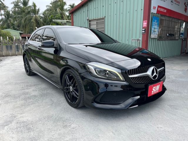 1.6L AMG-Line 鑽石水箱護罩 AMG跑車化套件 跑車化懸吊 18吋五輻輕合金鋁圈  第2張相片