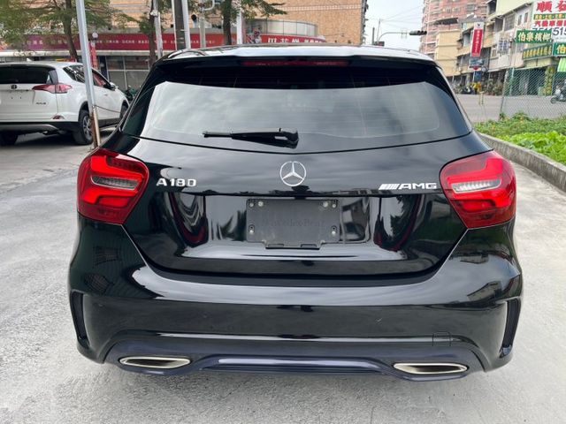 1.6L AMG-Line 鑽石水箱護罩 AMG跑車化套件 跑車化懸吊 18吋五輻輕合金鋁圈  第4張相片