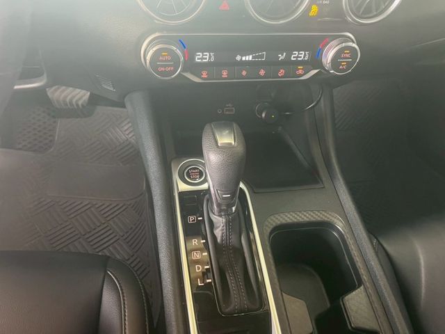 1.6L 尊爵款 360環景 跟車系統 盲點偵測 前車雷達 CARPLAY  第5張相片