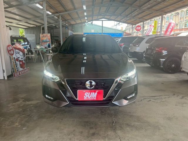 1.6L 尊爵款 360環景 跟車系統 盲點偵測 前車雷達 CARPLAY  第18張相片