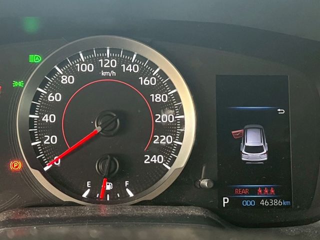 1.8L 豪華款 倒車影像 摸門解鎖 定速巡航 跟車系統 前車雷達  第6張相片