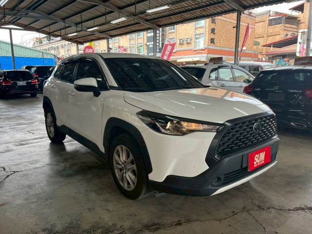 1.8L 豪華款 倒車影像 摸門解鎖 定速巡航 跟車系統 前車雷達  第20張相片