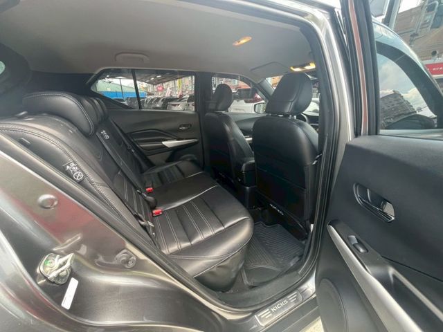 1.5L 智行旗艦款 360環景 盲點偵測 定速巡航 CARPLAY  第2張相片