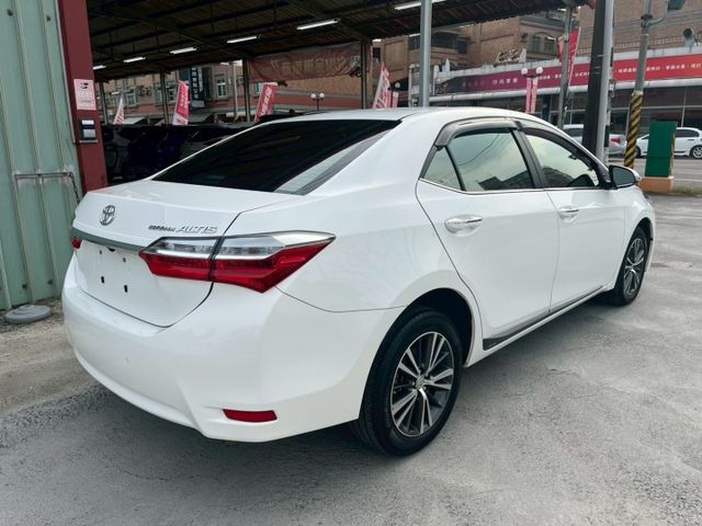 1.8L 經典款 免鑰匙啟動 倒車顯影 定速巡航 超值CP國民好車  第14張相片