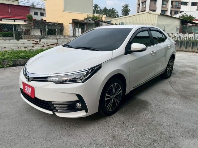 1.8L 經典款 免鑰匙啟動 倒車顯影 定速巡航 超值CP國民好車  第19張相片