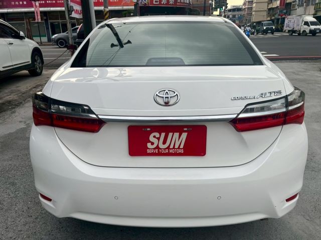 1.8L 經典款 免鑰匙啟動 定速巡航 前車雷達  第9張相片