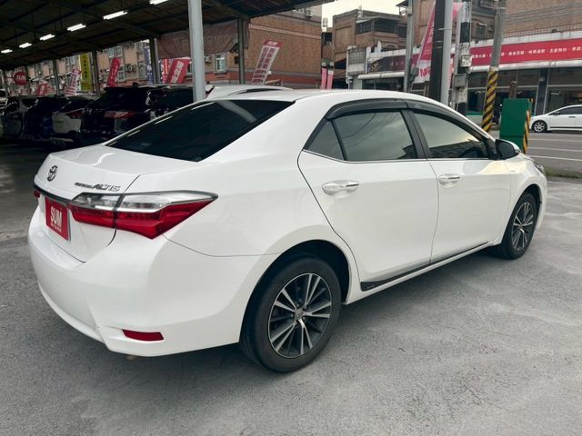 1.8L 經典款 免鑰匙啟動 定速巡航 前車雷達  第15張相片