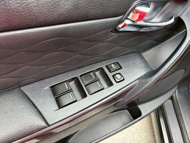 2.2L 雅智款 雙電動滑門 定速巡航 後座出風口 免鑰匙啟動 正八人座  第8張相片