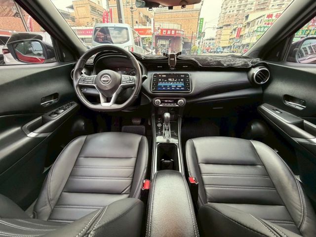 2022 Nissan Kicks 1.6旗艦版 盲點偵測 ACC全速域 PFCW超視距車輛追撞警示系統  第8張相片