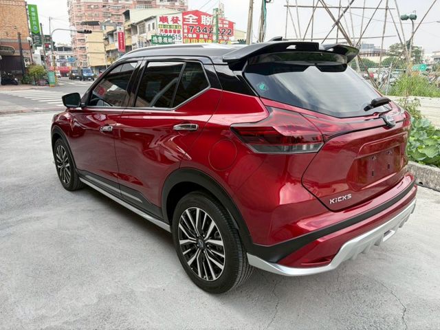 2022 Nissan Kicks 1.6旗艦版 盲點偵測 ACC全速域 PFCW超視距車輛追撞警示系統  第11張相片