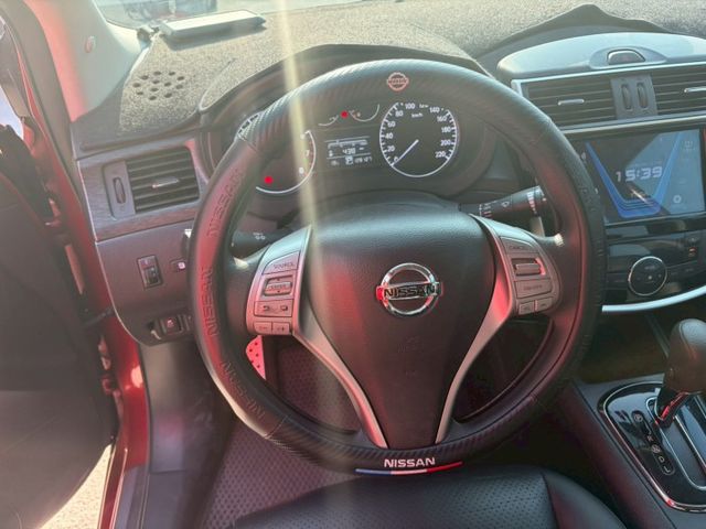 1.6L 旗艦款 盲點偵測 倒車顯影 360環景 定速巡航 胎壓偵測  第5張相片