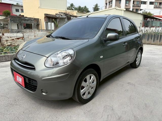 2012 Nissan March 1.5 SV 恆溫空調 倒車雷達  第2張相片