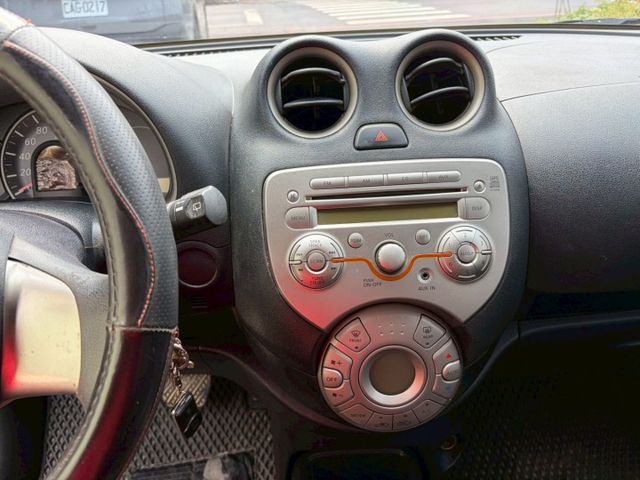 2012 Nissan March 1.5 SV 恆溫空調 倒車雷達  第17張相片