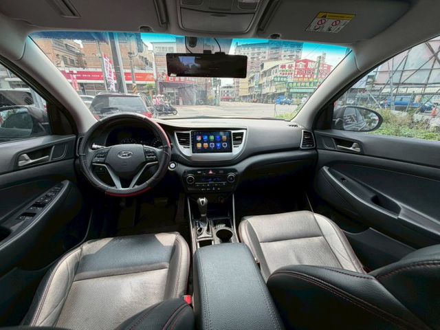 2018 Hyundai Tucson 汽油時尚Turbo 電動座椅 倒車雷達影像 定速巡航 免鑰匙啟動  第19張相片