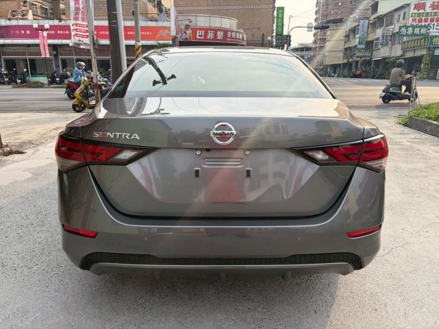 2023 Nissan Sentra 1.6尊爵版  全速域定速 主動跟車系統 盲點偵測  第6張相片