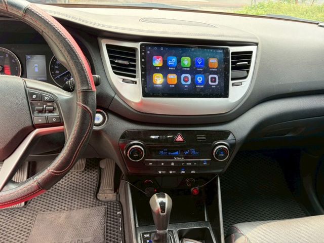 2018 Hyundai Tucson 汽油時尚Turbo 電動座椅 倒車雷達影像 定速巡航 免鑰匙啟動  第18張相片