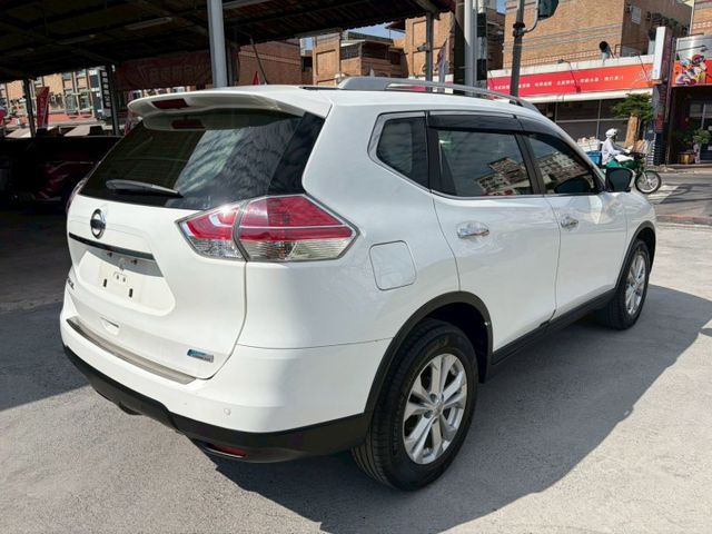 2017 Nissan X-Trail 2.0玩美影音版  第7張相片
