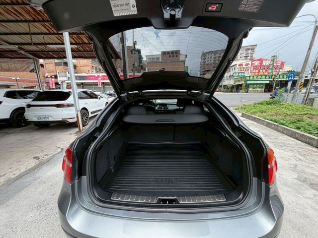 2010 BMW X6 xDrive35i 電動尾門 電動座椅 倒車導引 總代理  第11張相片