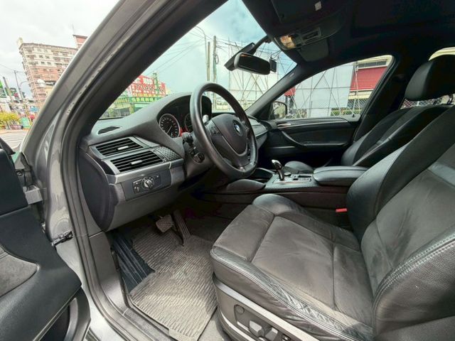 2010 BMW X6 xDrive35i 電動尾門 電動座椅 倒車導引 總代理  第14張相片