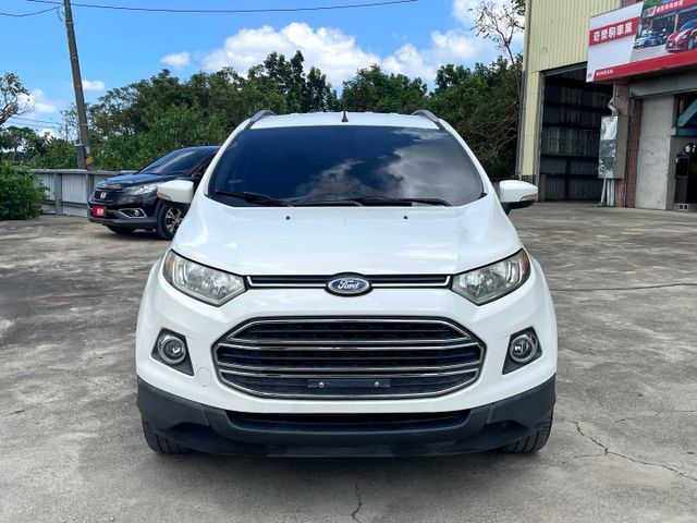 2014 福特 EcoSport 都會尊貴版 ✅進口小休旅✅側開尾門✅免鑰匙✅倒車顯影✅省油  第2張相片