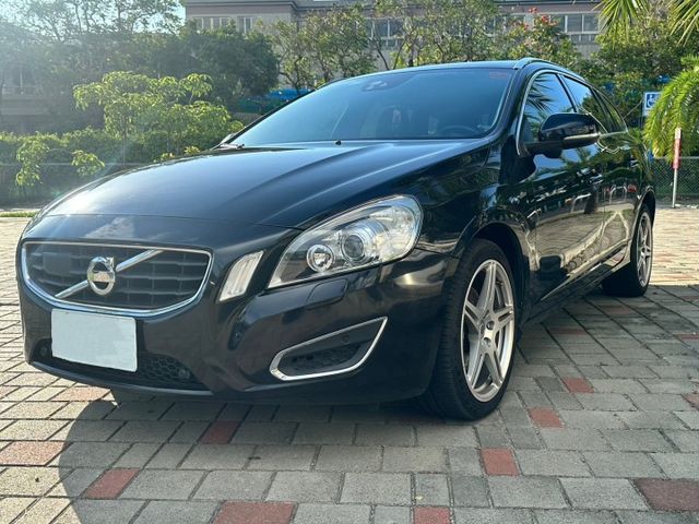 2013 Volvo V60 D4 旗艦✅車道偏離✅車道變換✅ACC✅盲點✅可全貸  第1張相片