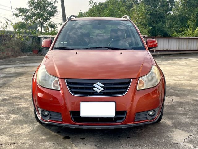 2013 Suzuki SX4 ✅安卓機 ✅倒車顯影✅免鑰匙啟動✅恆溫空調✅ISOFIX ✅兒童安全鎖  第2張相片