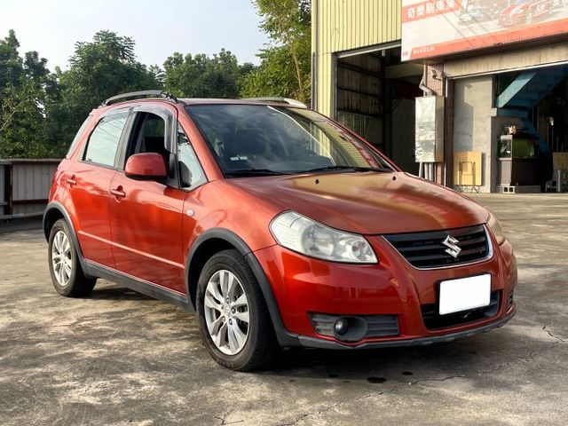 2013 Suzuki SX4 ✅安卓機 ✅倒車顯影✅免鑰匙啟動✅恆溫空調✅ISOFIX ✅兒童安全鎖  第3張相片