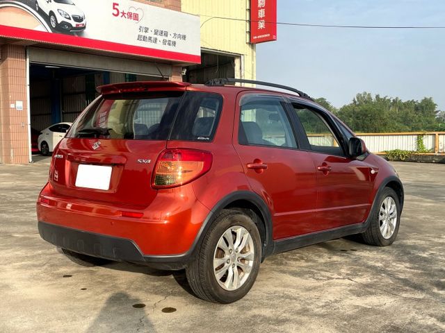 2013 Suzuki SX4 ✅安卓機 ✅倒車顯影✅免鑰匙啟動✅恆溫空調✅ISOFIX ✅兒童安全鎖  第4張相片