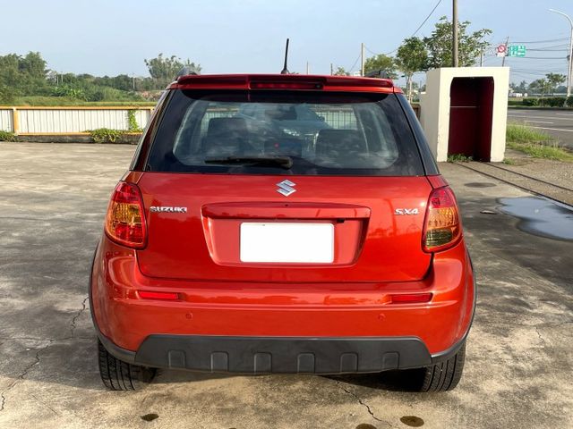 2013 Suzuki SX4 ✅安卓機 ✅倒車顯影✅免鑰匙啟動✅恆溫空調✅ISOFIX ✅兒童安全鎖  第5張相片