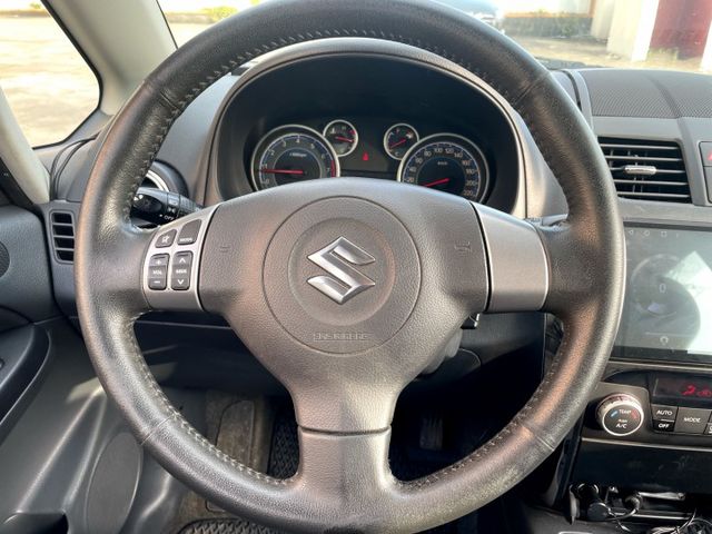 2013 Suzuki SX4 ✅安卓機 ✅倒車顯影✅免鑰匙啟動✅恆溫空調✅ISOFIX ✅兒童安全鎖  第13張相片